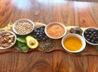 Top 10 Superfoods for a Healthier Lifestyle in 2025